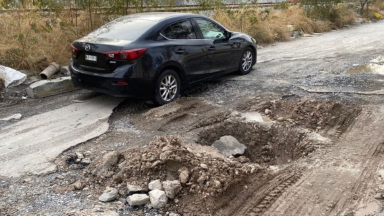 Brenda Velázquez propone reclamaciones digitales para baches en la ciudad