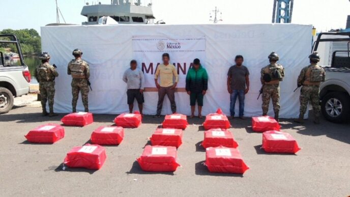 La Marina incauta 1.2 toneladas de cocaína en costas de Chiapas