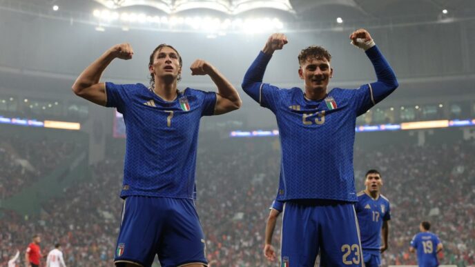 Italia reinventa su juego y vence 4-1 a Turquía en la Nations League